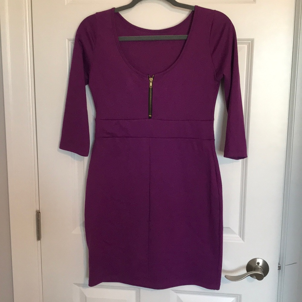 Purple shift dress scoop back zipper detail NWT. - Picture 2 of 3